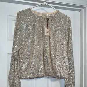NWT Autres Filles gold bling long sleeve shirt